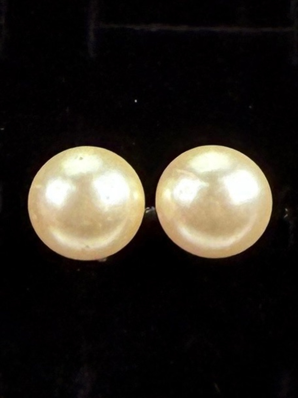 Vintage Sarah Coventry Faux Pearl Button Clip On Earrings Signed